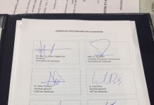 Document signatura del Pacte Nacional per la Industria
